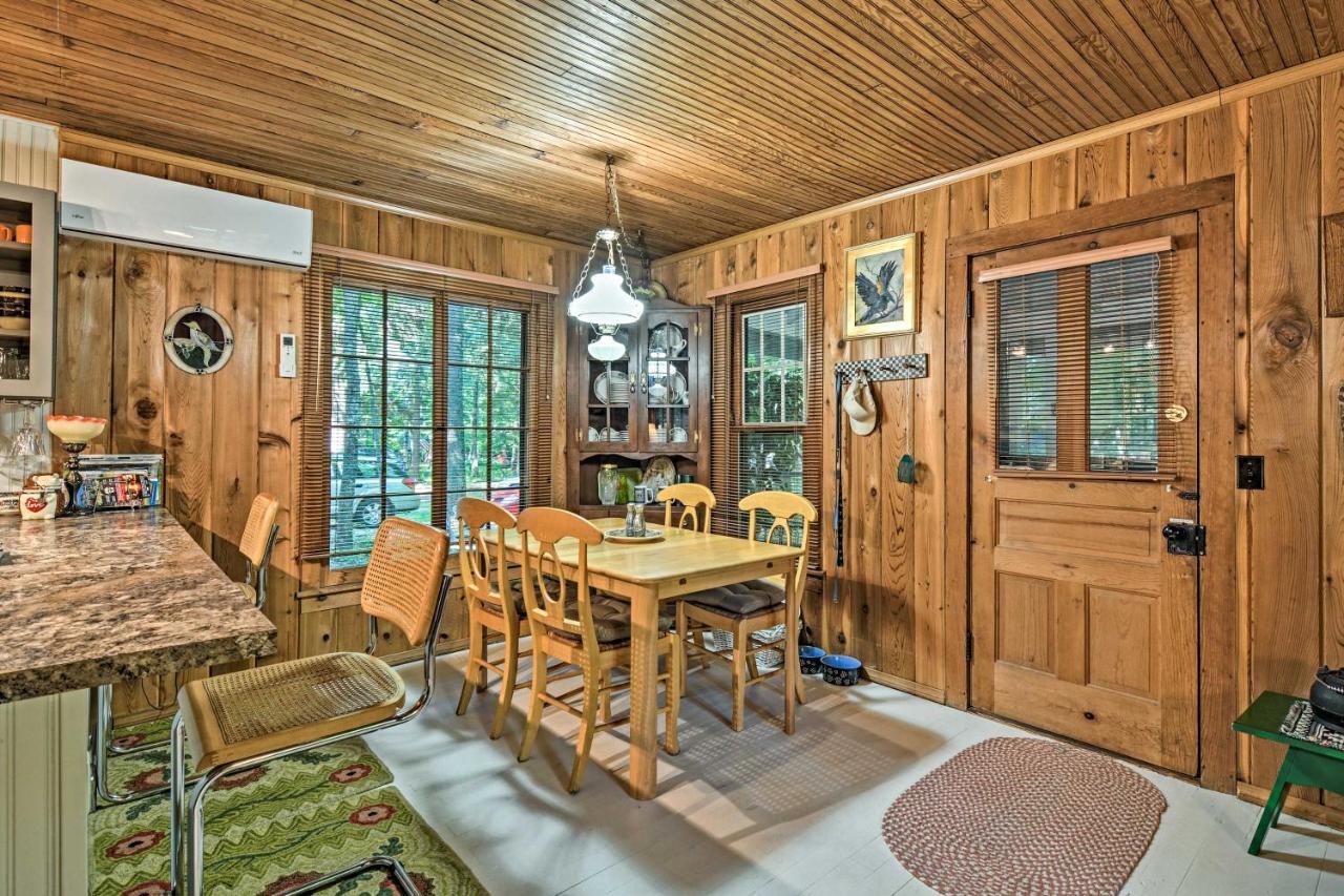 Pet-Friendly One Crow Cottage In Harbor Springs! מראה חיצוני תמונה