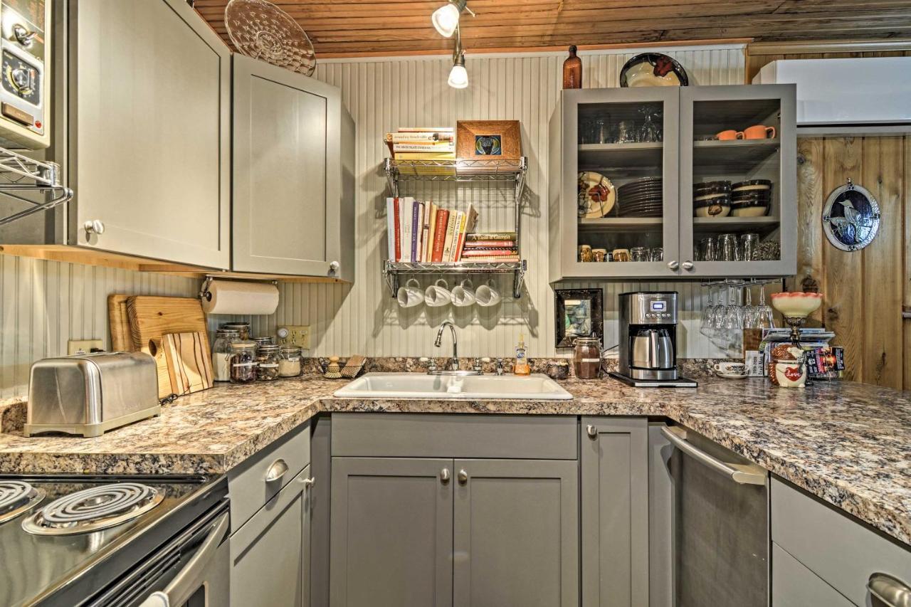 Pet-Friendly One Crow Cottage In Harbor Springs! מראה חיצוני תמונה