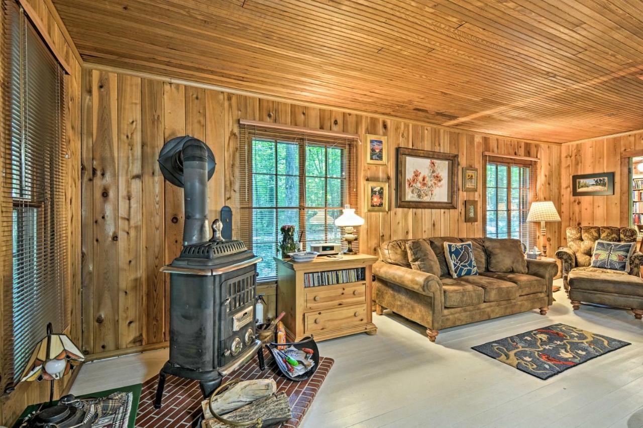 Pet-Friendly One Crow Cottage In Harbor Springs! מראה חיצוני תמונה